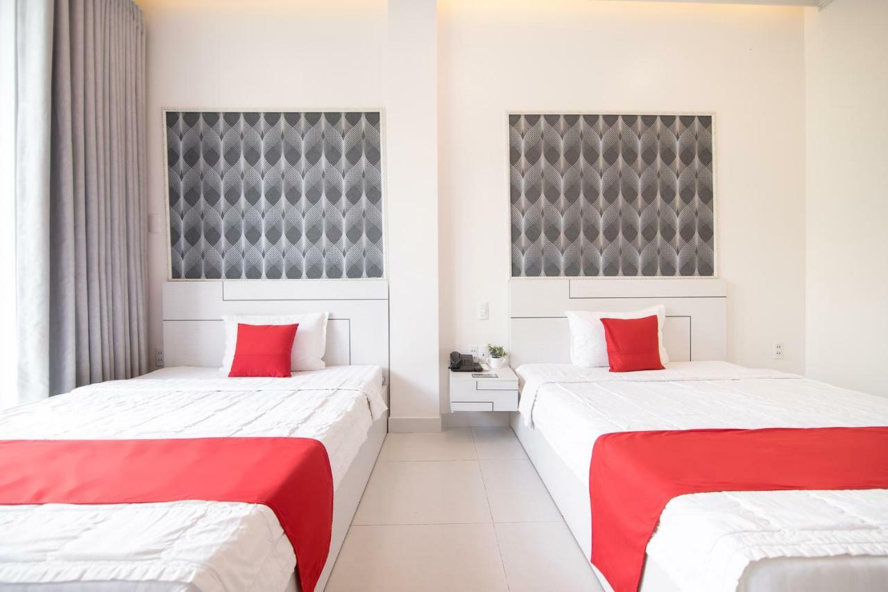 Bin Bin Hotel 4 - Near Sunrise City D7 Hô Chi Minh-Ville Extérieur photo